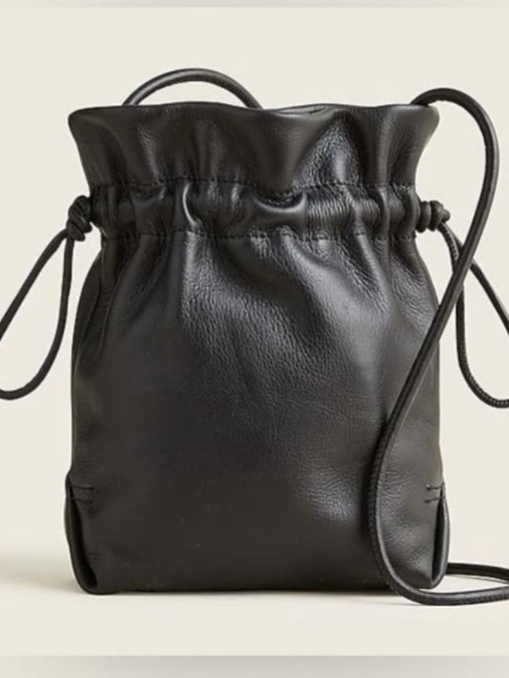 NWT Lisbon drawstring bag in Black leather